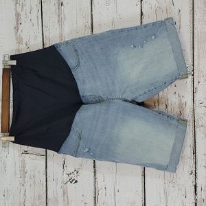 NWOT - Isabel Bermuda Crossover Panel Maternity Shorts